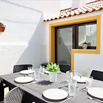 - Mar - Private Outdoor Jacuzzi - Wifi & Airco - By Bedzy