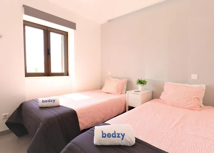 度假居 - Mar - Private Outdoor Jacuzzi - Wifi & Airco - By Bedzy *